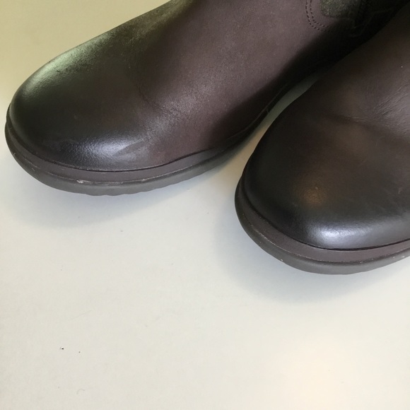 UGG WATERPROOF BOOTS - Picture 12 of 13